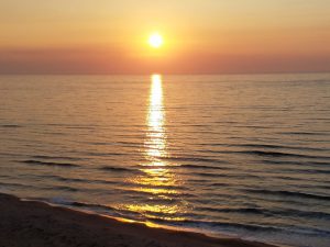 鳥取砂丘の夏は夕暮れから夜が快適 とっとり観光ガイドセンター